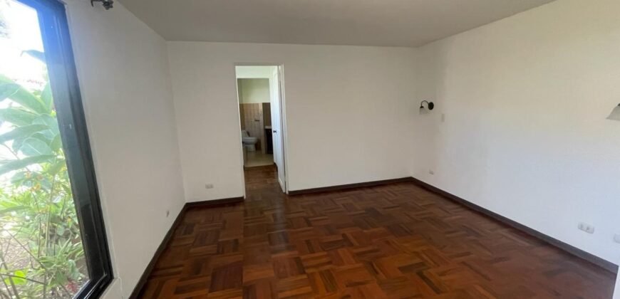 ¡Casa en Venta en Zona Tranquila y Bonita(Rohrmoser)!