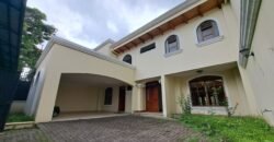 ¡Venta: Casa de Lujo en Trejos Montealegre, Escazú!