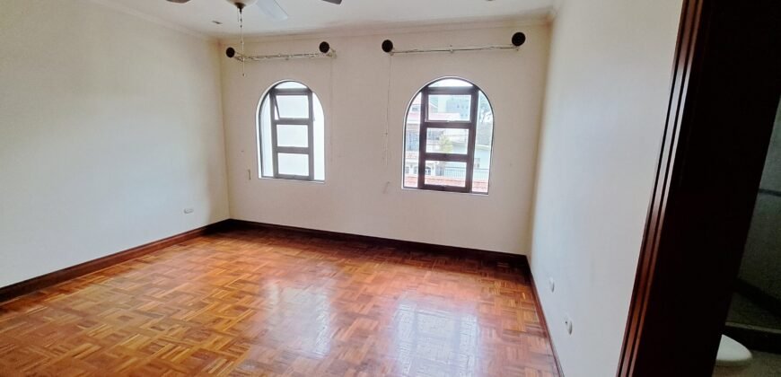 ¡Venta: Casa de Lujo en Trejos Montealegre, Escazú!