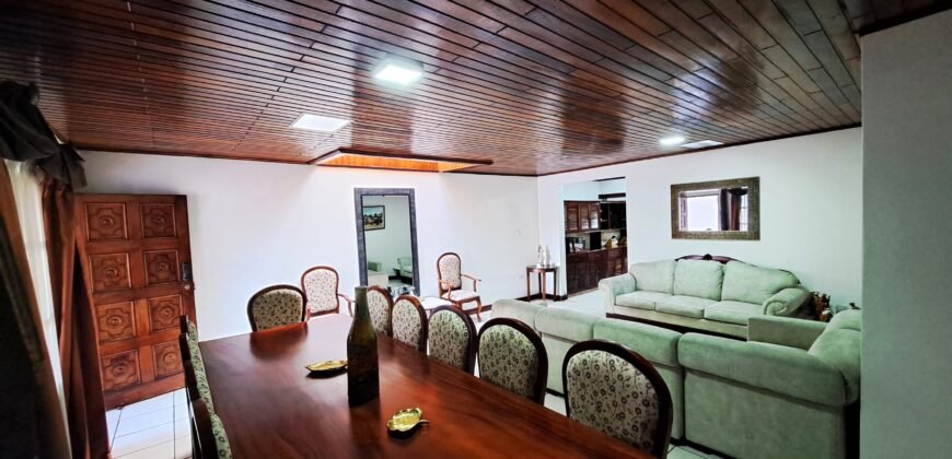 ¡Casa con 5 cuartos en Venta en Rohrmoser!