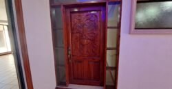 ¡Casa de Lujo en Venta con Vista Increíble al Parque!